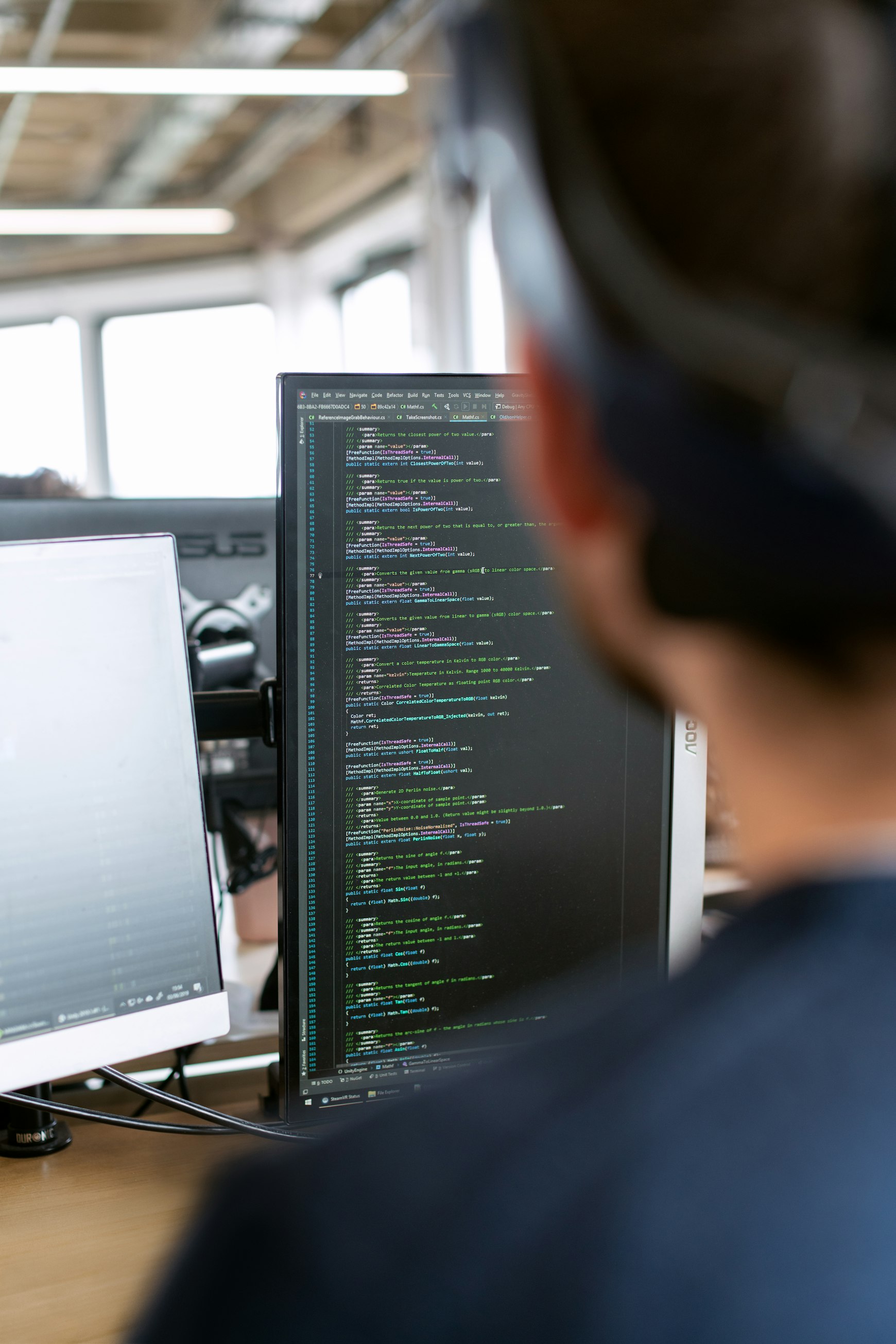 UAE contractors using digital construction management software on tablet