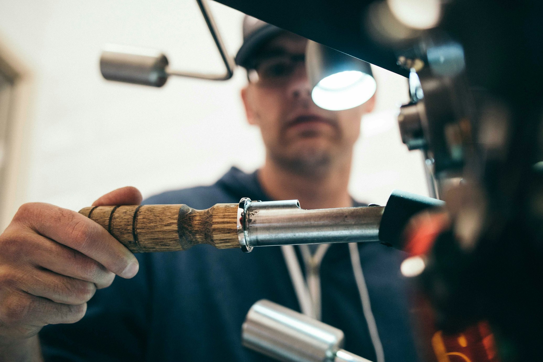 Weekend Emergency Guide: What to Do When No Plumber is Available - Dubai Water Leak Crisis